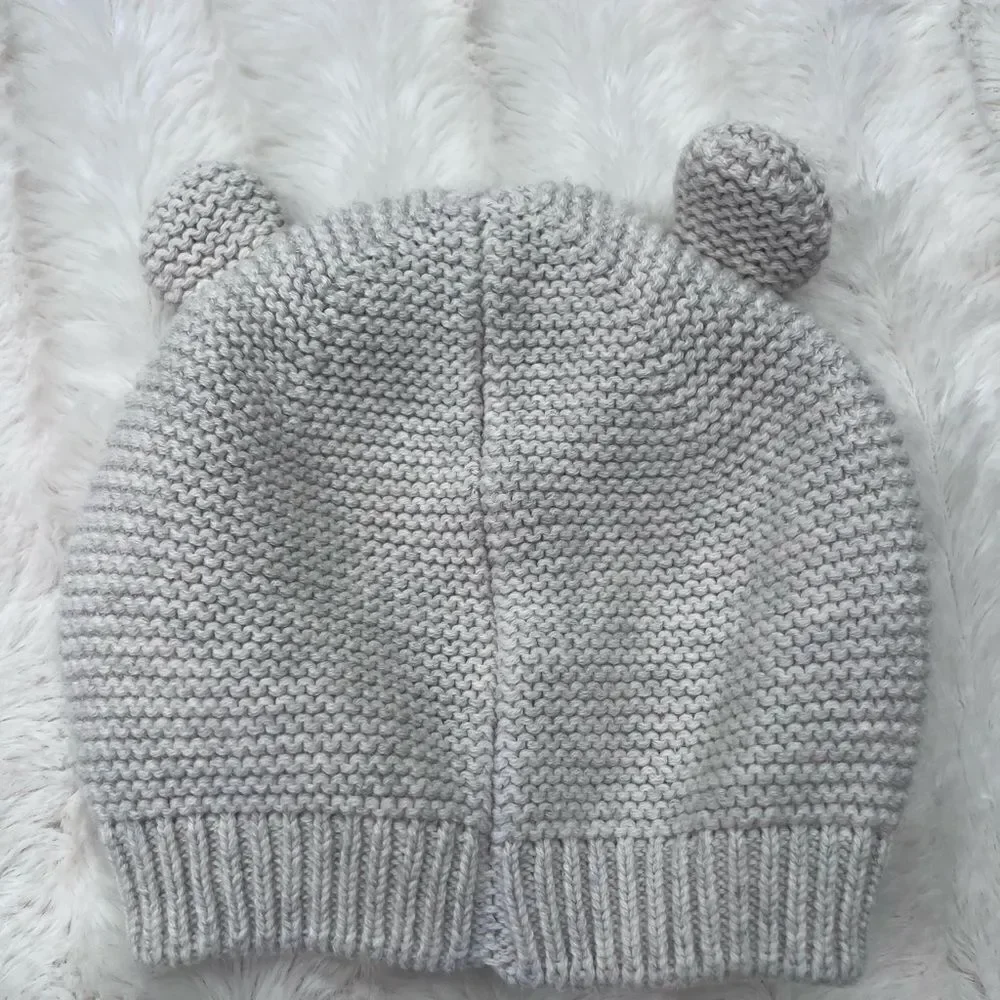 H&M Baby Brannan Bear Beanie size 2-6 months